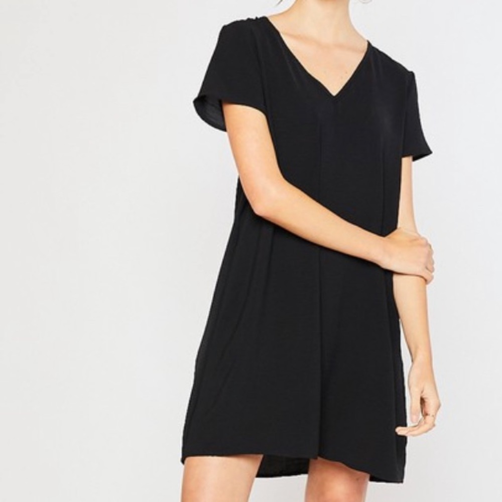 V neck short sleeve with pockets shift dress
